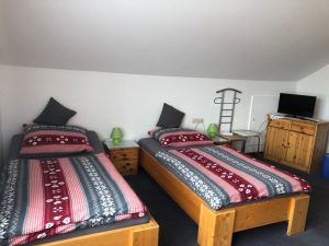 Ferienwohnung-Privatzimmer Knebel - Zimmer 1