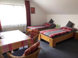 Ferienwohnung-Privatzimmer Knebel - Zimmer 1